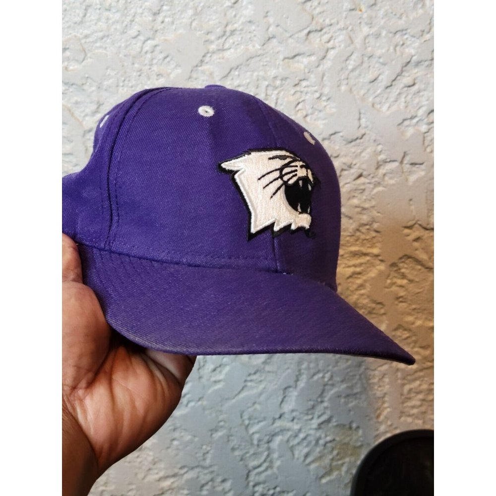NORTHWESTERN WILDCATS BLOCKHEAD ADULT FITTED 7 1/2 PURPLE STYLE GP300 GAME PRO